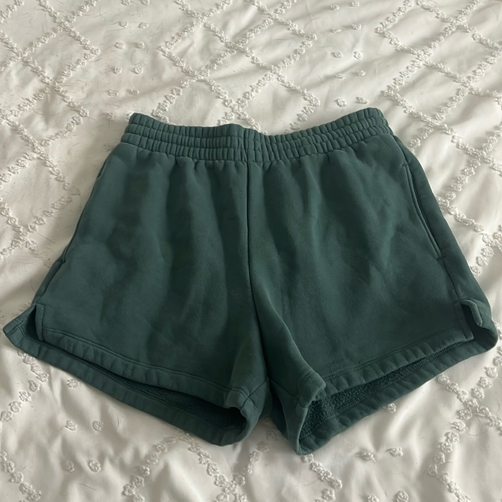 Abercrombie & Fitch medium sized green lounge shorts